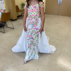 AshleyLauren size 10
